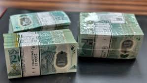 البنوك المصرية تستعد لعيد الفطر بتوفير كميات كبيرة من الفكة والعملات الصغيرة