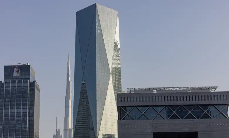 إيران تهدد بنوك الخليج بالرد الانتقامي بعد قصف بنك سباه