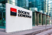 سوسيتيه جنرال يعيد هيكلة محفظته.. الذهب ينخفض إلى 7% والسلع ترتفع