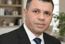 محيي الكردوسي يكتب:« عاكف المغربي وبنك قناة السويس.. رحلة كفاح نحو القمة»