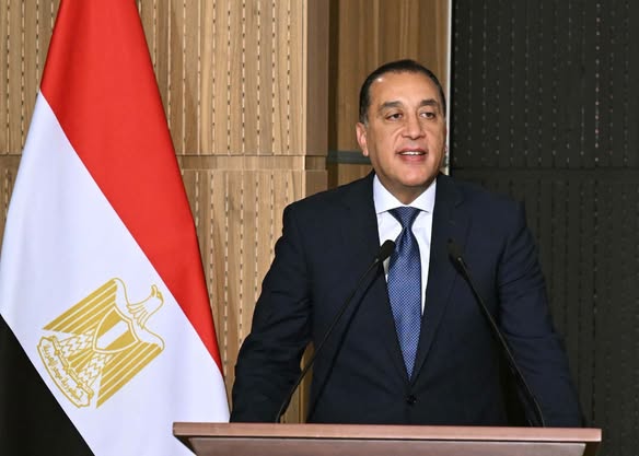 مدبولي يطلق مشروع The Spine باستثمارات 1.4 تريليون جنيه بالقاهرة الجديدة