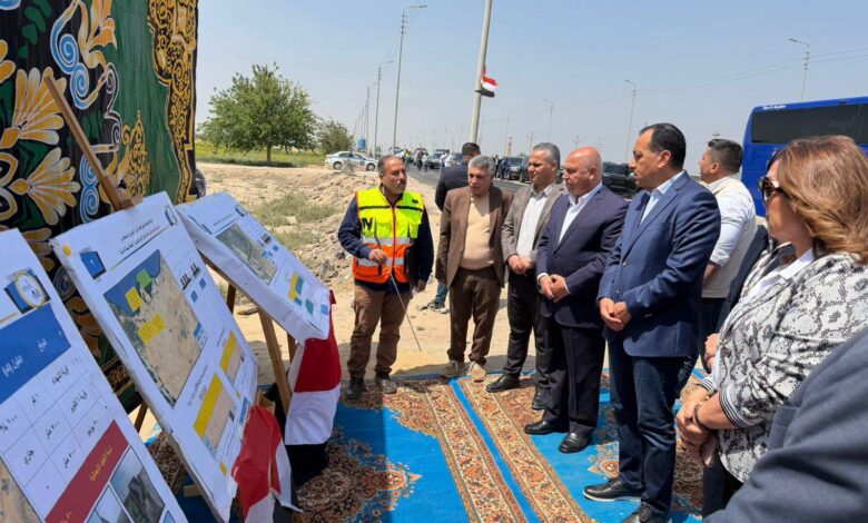 مدبولي يتفقد أعمال رفع كفاءة طريق كمين المثلث - جلبانة - بالوظة بطول 20 كم