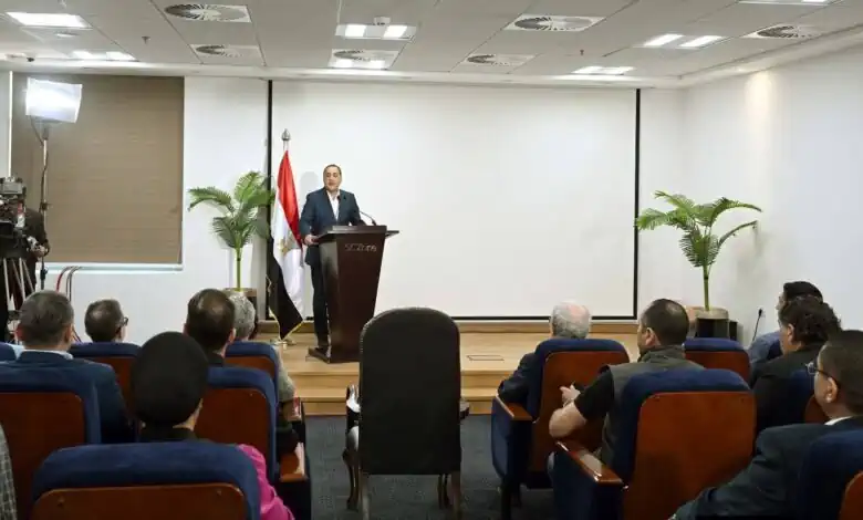 مدبولي: البنوك تمول المشروعات وفق الجدوى والاقتصاد مستقر