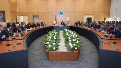 خالد هاشم يبحث مع اتحاد الصناعات وجهاز الخدمة الوطنية تذليل تحديات محاجر الرخام