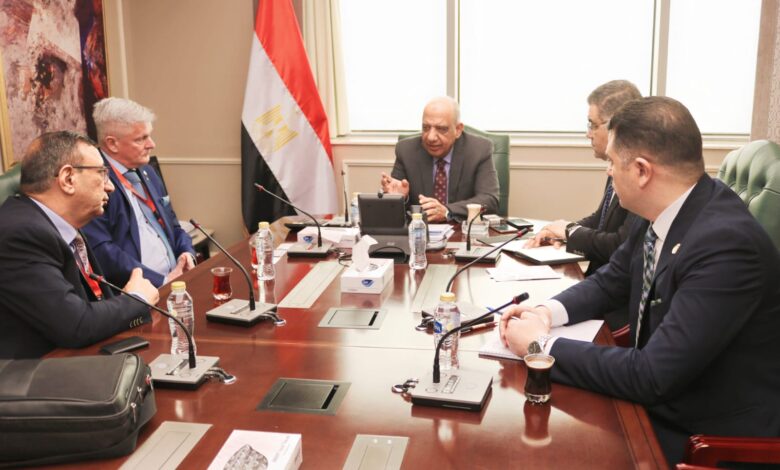 وزير الكهرباء يبحث توطين صناعة الأنابيب المتطورة مع شركة ألمانية لدعم مشروعات الطاقة