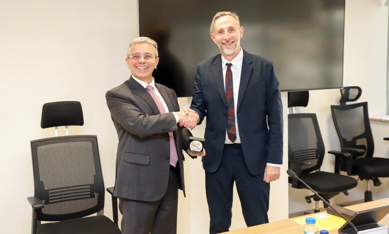  أحمد أموي : مكافحة التهريب أولوية لحماية الاقتصاد وتعزيز المنافسة