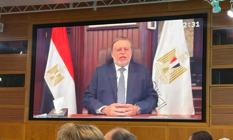 محافظ البنك المركزي المصري يشارك عبر تقنية الفيديو كونفرانس في اجتماع محافظي البنوك المركزية