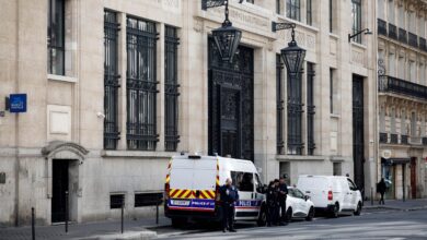 البنوك الأمريكية ترفع حالة التأهب بعد إحباط هجوم بقنبلة على بنك أوف أمريكا في باريس