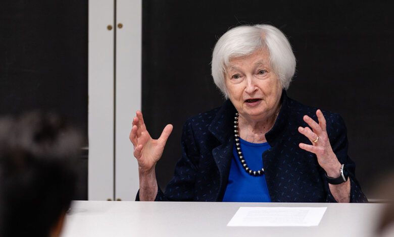 وزيرة الخزانة الأمريكية تتوقع خفض الفائدة الأمريكية رغم مخاطر التضخم وصدمات الأسعار