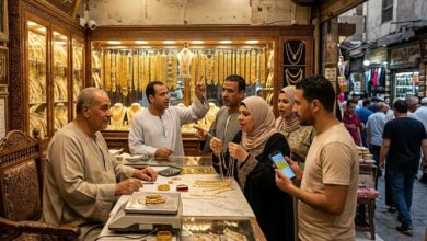 الذهب تحت ضغط الدولار والتوترات الجيوسياسية.. خسائر محلية وعالمية|تحليل شامل