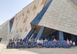 البنك الأهلي الكويتي - مصر ينظم رحلة تعليمية إلى المتحف المصري الكبير لطلاب الفيوم