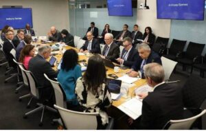 وزير التخطيط يبحث دعم الاستثمار مع البنك الدولي ومؤسسات التمويل