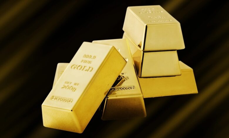 الذهب ينزف 2% محققا 4665 دولار بضغط من تصريحات ترامب وارتفاع النفط 