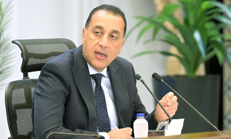 رئيس الوزراء يصدر قرارًا بإعادة تشكيل المجموعة الوزارية الاقتصادية برئاسة مدبولي
