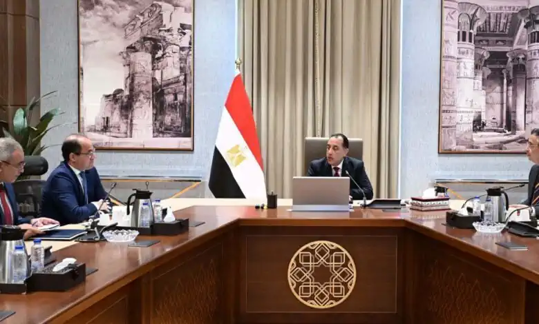 مدبولي: مخزون السلع آمن لعدة شهور وتعزيز حوكمة الدعم مستمر