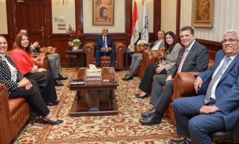 تمويل 300 مليون جنيه لدعم المشروعات متناهية الصغر ودمجها رسميًا في مصر