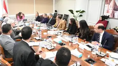 مصر والبنك الدولي يعززان التعاون في الإسكان والمدن الذكية والبنية التحتية