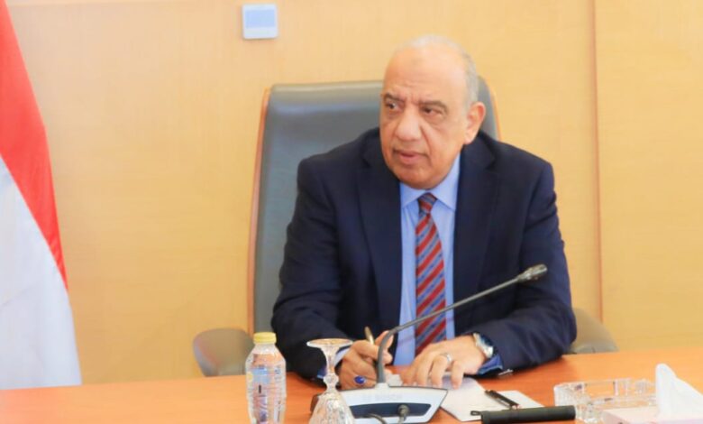 وزير الكهرباء يوجه برفع درجة الاستعداد وتأمين الشبكة القومية لمواجهة أحمال الصيف