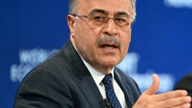 رئيس أرامكو: فقدان 100 مليون برميل نفط أسبوعياً حال استمرار إغلاق مضيق هرمز