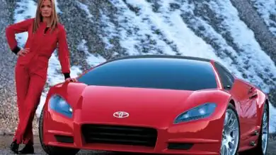 حرب إيران تضرب سوق السيارات.. انهيار مبيعات تويوتا ونيسان في الشرق الأوسط