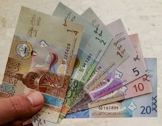 سعر الدينار الكويتي اليوم في مصر يصل 172.24 جنيه للبيع