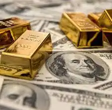 أسعار الذهب تنخفض اليوم إلى 4684 دولارًا بفعل صعود النفط والدولار