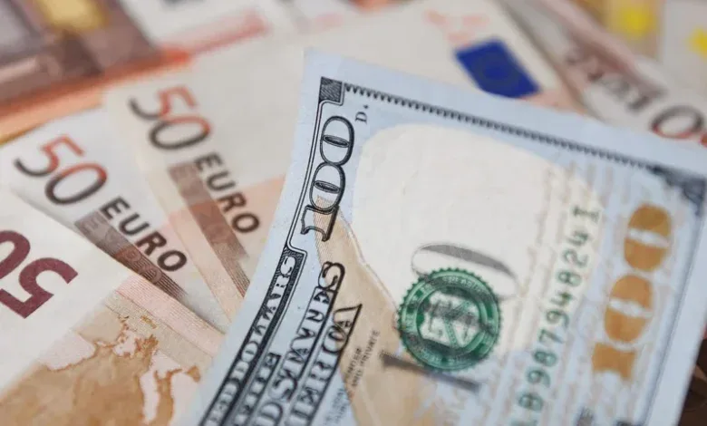 باركليز: استمرار التوترات في هرمز يضغط على اليورو ويعزز الدولار ..الأسواق العالمية تترقب
