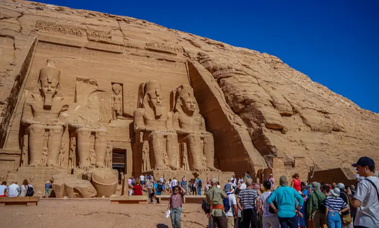 تقرير دولي: السياحة المصرية تحقق نموًا سنويًا 4.6% حتى 2030
