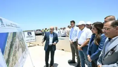 مدبولي يتفقد محور عمر سليمان لربط الإسكندرية ببرج العرب والساحل الشمالي