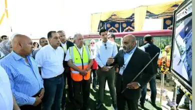 مدبولي يتفقد مجمع "ألستوم".. ووزير النقل يعلن خارطة توطين السكك الحديدية عبر 9 مصانع