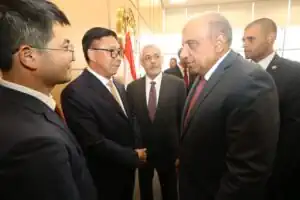 مصر تطلق مشروعات تخزين طاقة بسعة 1500 ميجاوات ساعة في الزعفرانة وبنبان