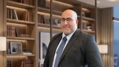 الدكتور محمد محفوظ عمران يكتب : « من يحتاج الي تربية الأبناء أم الأباء؟ »
