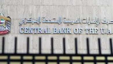 زلزال الفيدرالي يضرب الخليج.. بنوك التعاون الخليجي تثبّت الفائدة تماشياً مع قرار وارش الصادم