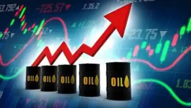 فوق 94 دولارًا .. أسعار النفط تقفز بعد الهجمات الأمريكية على إيران وإغلاق هرمز