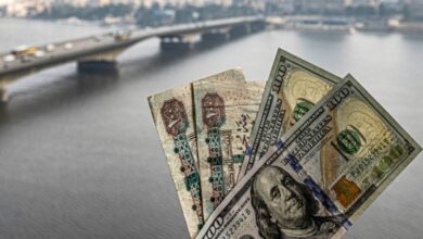 عاجل.. الدولار يتجاوز 52 جنيهاً ويواصل الارتفاع أمام الجنيه خلال لحظات من بداية التعاملات