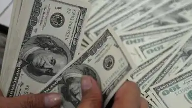 الدولار يتراجع بنهاية تعاملات الخميس داخل البنوك .. اعرف سعره كام