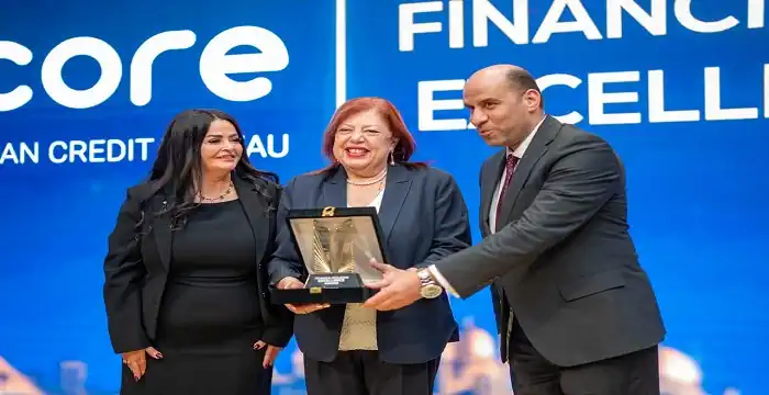 جائزة جديدة لـ «آي سكور» تقديرًا لجهودها في تطوير المعلومات الائتمانية