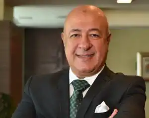  أبو الفتوح رئيس بنك التعمير والإسكان الجديد