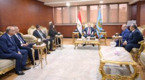 البنك الزراعي المصري ومحافظة الغربية يعززان التعاون لدعم القطاع الزراعي