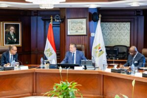 حسن عبدالله: مصر حريصة على تعزيز التكامل الاقتصادي والتجاري مع الدول الإفريقية