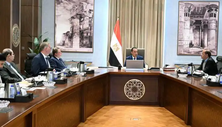 الحكومة تبحث تدبير التمويل اللازم لتعزيز المخزون الاستراتيجي من المنتجات البترولية