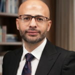 الدكتور وليد فاروق يكتب :« لماذا تقود البنوك المركزية أكبر موجة شراء في العصر الحديث؟ »