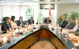الرئيس التنفيذي لبنك التعمير والإسكان يلتقي العاملين في أولى اللقاءات الدورية لتعزيز التواصل المؤسسي