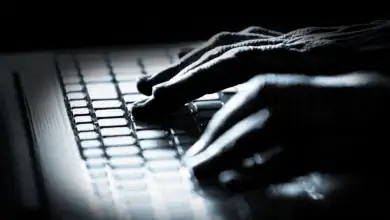 الإنترنت المظلم يهدد البنوك العالمية بزيادة عمليات الاحتيال المصرفي والهجمات السيبرانية