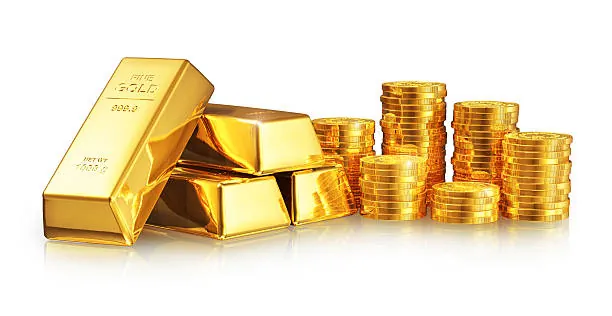 الذهب يتراجع 0.5% بعد قمة شهرين.. التضخم وهرمز يربكان حسابات الفائدة