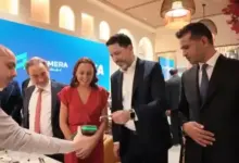 فيزا تختبر أول معاملة دفع فعلية ببطاقاتها الدولية في سوريا .. صور