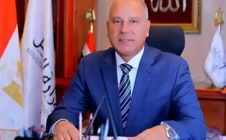 من السفن إلى المترو .. 3 قرارات وتحركات جديدة لوزارة النقل