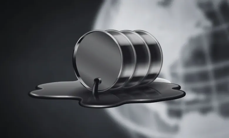 النفط يتراجع وسط ترقب إمدادات فنزويلا ومصير مضيق هرمز
