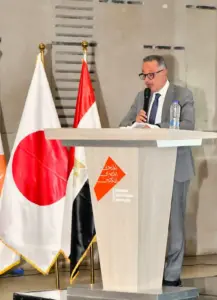 المتحف المصري الكبير يحتفي بـ 20 عامًا من التعاون المصري الياباني في حفظ التراث .. صور