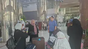 وزارة السياحة تتابع العمرة ميدانيًا في مكة والمدينة.. وتدعو المصريين لاستخدام «رفيق»